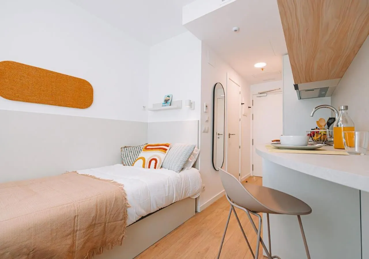Yugo Granada Apartment
