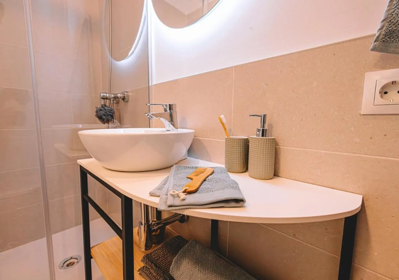 Yugo Granada Apartment Spain