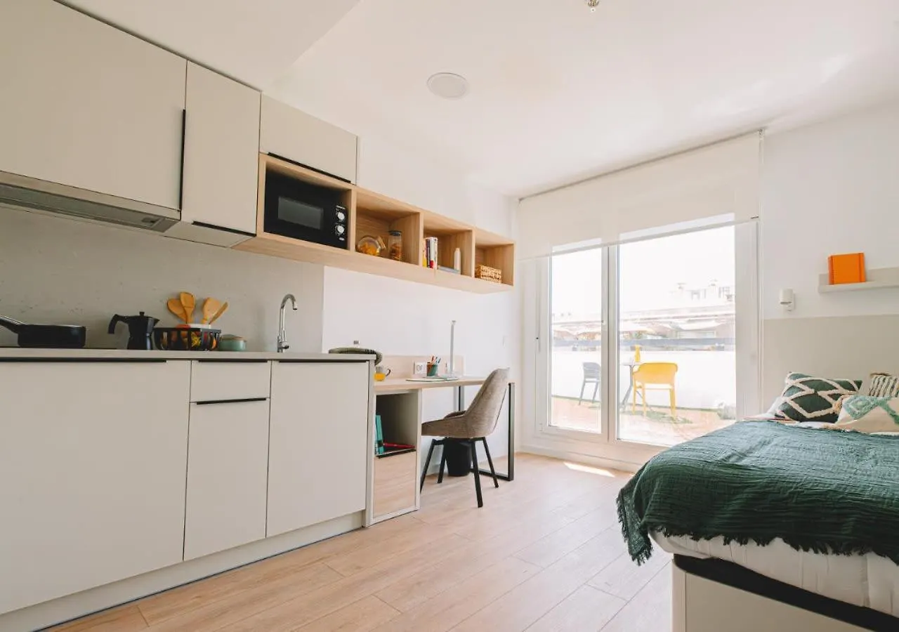 Yugo Granada Apartment