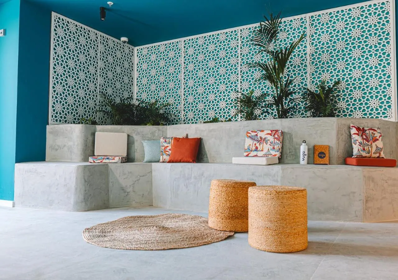 Yugo Granada Apartment