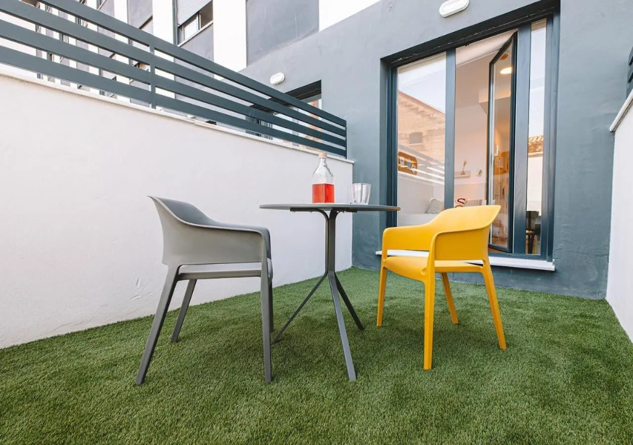 Yugo Granada Apartment
